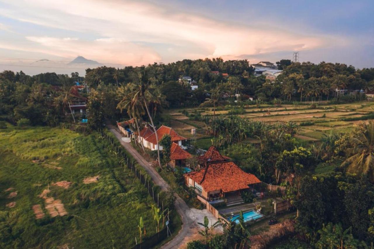 Villa Nextdoor Nature Bantul Exterior foto
